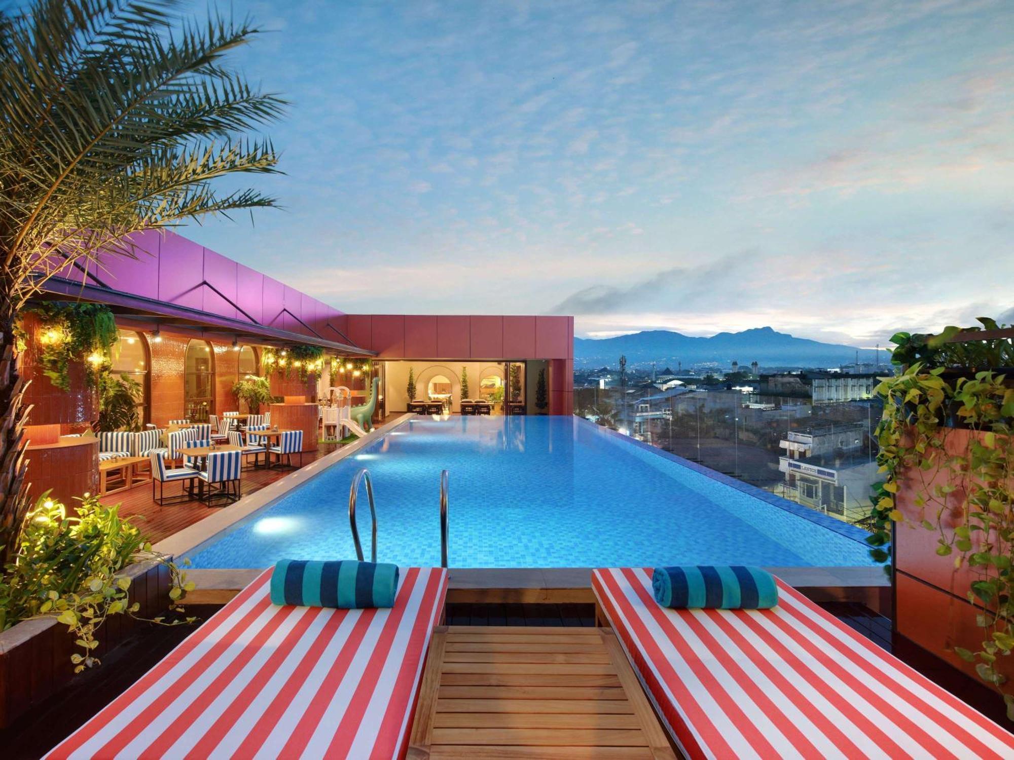 Mercure Garut City Center エクステリア 写真